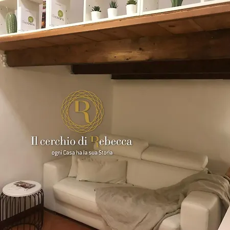 Rebecca'S Apartments In Arco Della Pace *