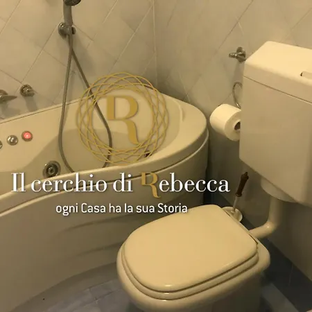 Rebecca'S Apartments In Arco Della Pace