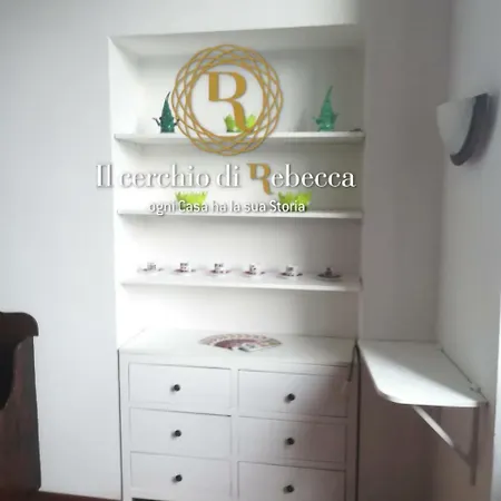 Rebecca'S Apartments In Arco Della Pace *